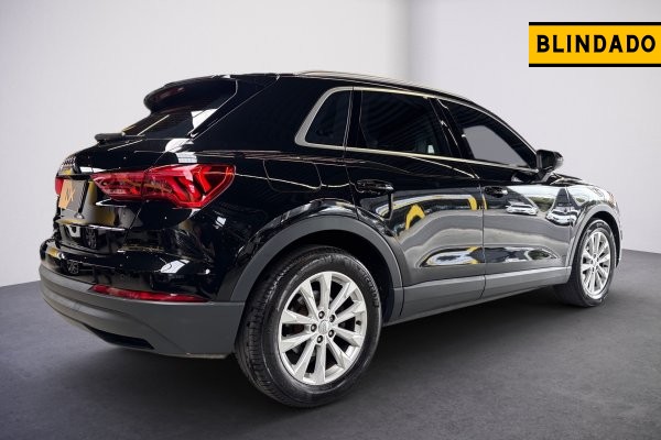 AUDI Q3 1.4 35 TFSI GASOLINA PRESTIGE PLUS S TRONIC 2020/2020 AUDI Q3 1.4 35 TFSI GASOLINA PRESTIGE PLUS S TRONIC 2020/2020